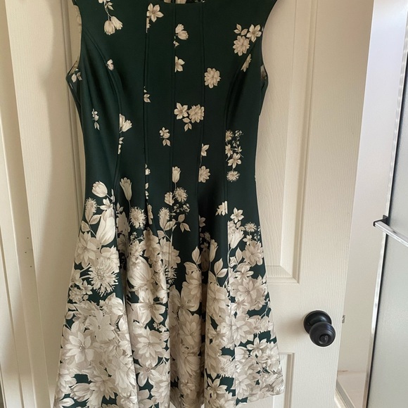 Miscellaneous items from Lele’s closet - Picture 5 of 16